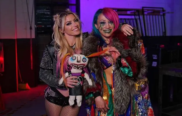 Nuevas noticias sobre la ausencia de Asuka y Alexa Bliss en WWE Nuevas noticias sobre la ausencia de Asuka y Alexa Bliss en WWE
