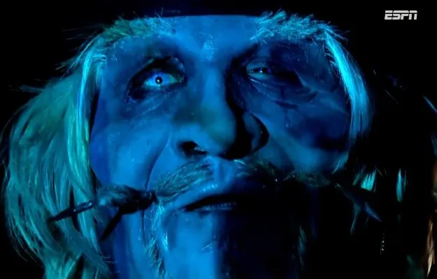 Personaje misterioso sorprende a Bray Wyatt en WWE SmackDown