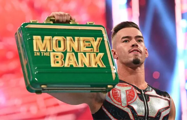 Planes de WWE para el canjeo del MITB de Austin Theory Planes de WWE para el canjeo del MITB de Austin Theory
