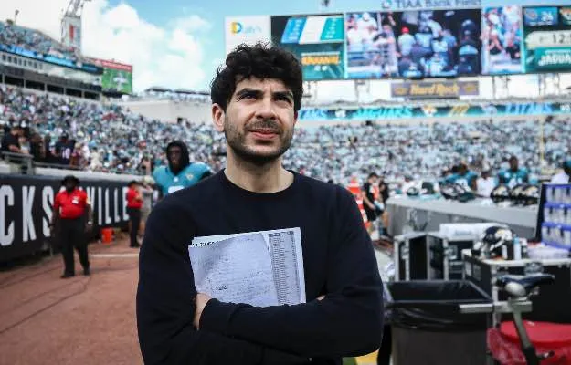 Tony Khan responde a las críticas de Eric Bischoff sobre AEW