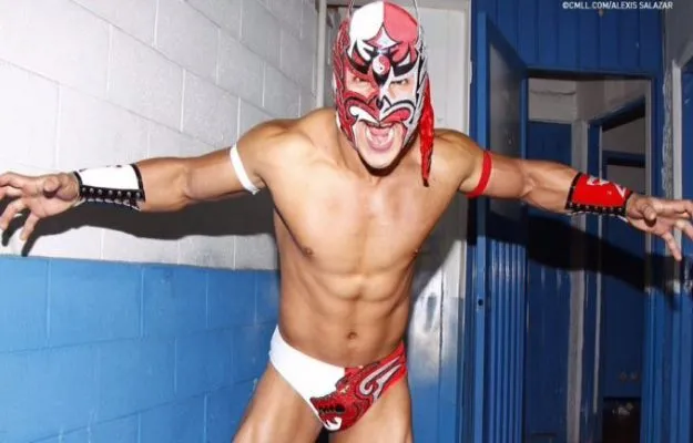 Dragon Lee Detalles sobre la llegada de Dragon Lee a WWE