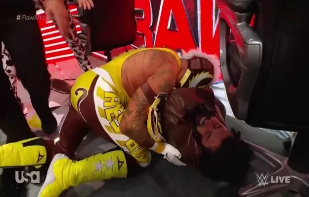 Bad Bunny & Rey Mysterio WWE RAW Bad Bunny & Rey Mysterio WWE RAW