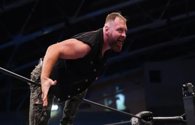 Jon Moxley se pronuncia tras las ventas de AEW All In Jon Moxley se pronuncia tras las ventas de AEW All In