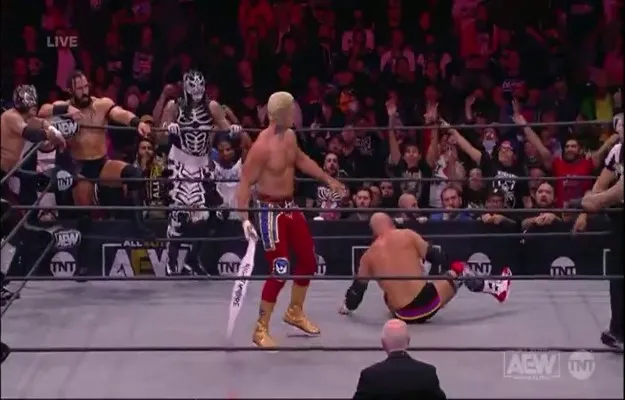 Cody Rhodes sobre su cinturón lanzado en AEW