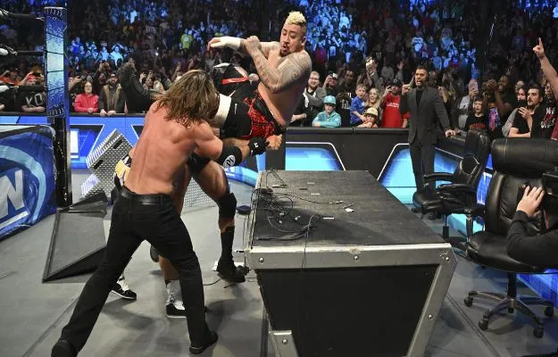 Solo Sikoa Resultados de WWE SmackDown del 12 de enero 2024