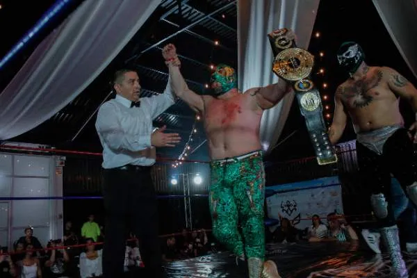 Bobby Lee Jr. nuevo campeón mundial IOCW en León, Guanajuato Bobby Lee Jr. nuevo campeón mundial IOCW en León, Guanajuato