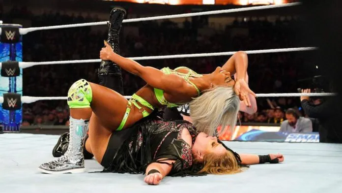 Luchadoras Queen of the Ring