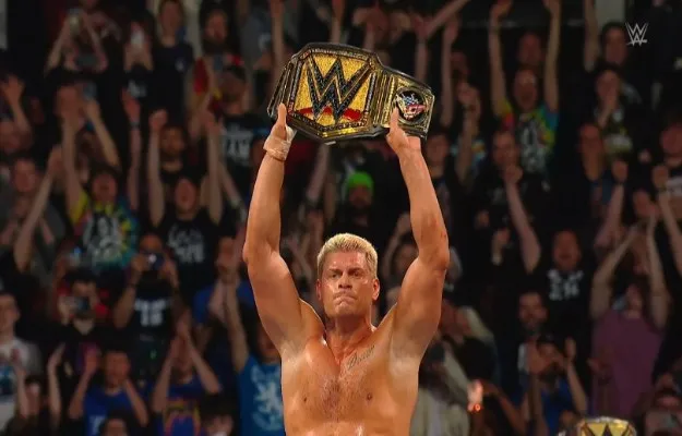 Cody Rhodes retiene el título universal indiscutible en WWE Clash at the Castle Cody Rhodes