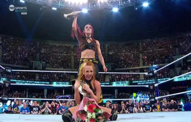 Isla Dawn y Alba Fyre ganan los títulos en pareja femenios en Clash at the Castle