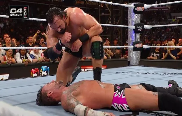 Drew McIntyre derrota a CM Punk en WWE SummerSlam Drew McIntyre derrota a CM Punk en WWE SummerSlam