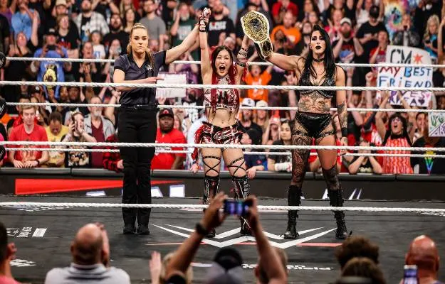 Resultados WWE Raw 12 de mayo 2025