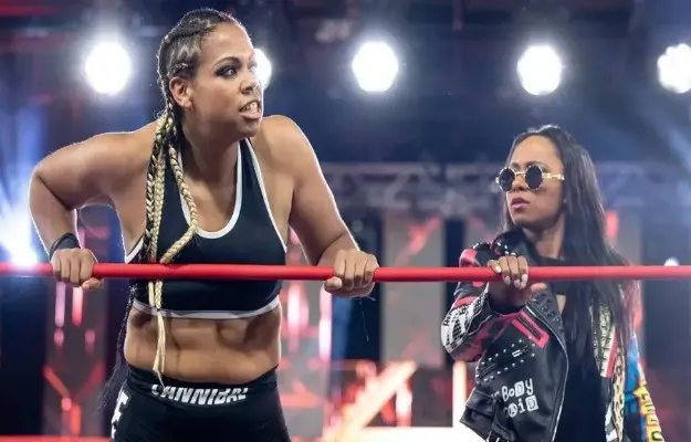 Savannah Evans Savannah Evans