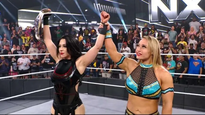 Stephanie Vaquer y Jordynne Grace Stephanie Vaquer y Jordynne Grace