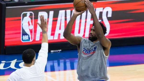 Actualidad WWE | Triple H en los play off de la NBA Actualidad WWE | Triple H en los play off de la NBA