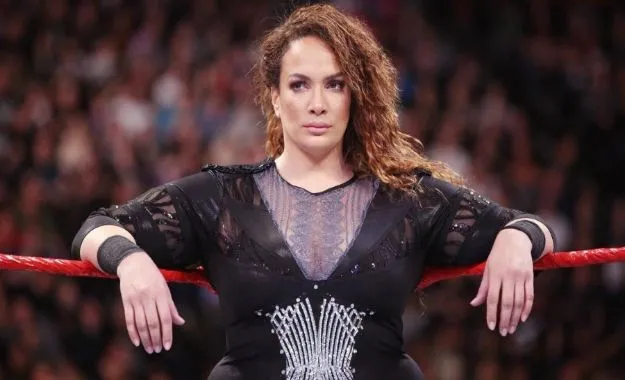 Lana y Nia Jax defienden su actuación en la invasión