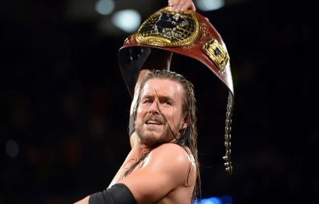 Adam-Cole Booker T habla sobre un posible salida de Adam Cole a AEW
