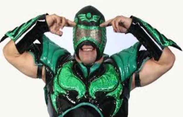 Aerostar sufrió una fuerte lesión en función de #AutoLuchasAAA Aerostar sufrió una fuerte lesión en función de #AutoLuchasAAA