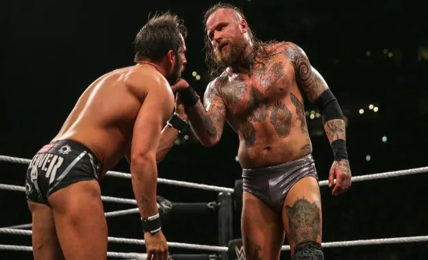 Aleister Black gana a Johnny Gargano en NXT War Games Aleister Black gana a Johnny Gargano en NXT War Games