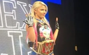 Alexa Bliss en el live show de Sacramento