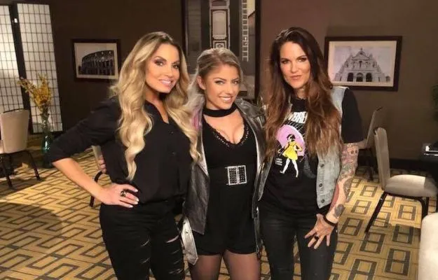 Alexa Bliss quiere enfrentar a Trish Stratus y a Lita Alexa Bliss quiere enfrentar a Trish Stratus y a Lita