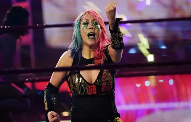 Asuka se clasifica para el combate femenino de Money In The Bank Asuka se clasifica para el combate femenino de Money In The Bank