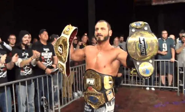 Austin Aries da un consejo a los luchadores de la WWE que no se sienten contentos Austin Aries da un consejo a los luchadores de la WWE que no se sienten contentos
