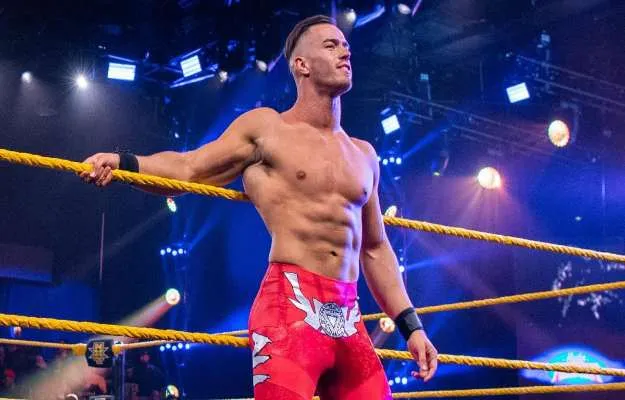 Austin Theory sustituye a Andrade en Wrestlemania 36 Austin Theory sustituye a Andrade en Wrestlemania 36
