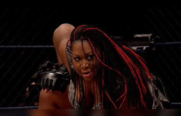 Awesome Kong anuncia su retirada