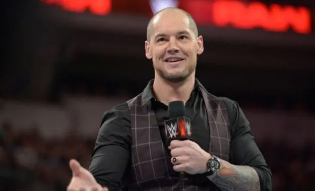 Baron Corbin no entiende por qué hay muchos fanáticos que le odian Baron Corbin no entiende por qué hay muchos fanáticos que le odian