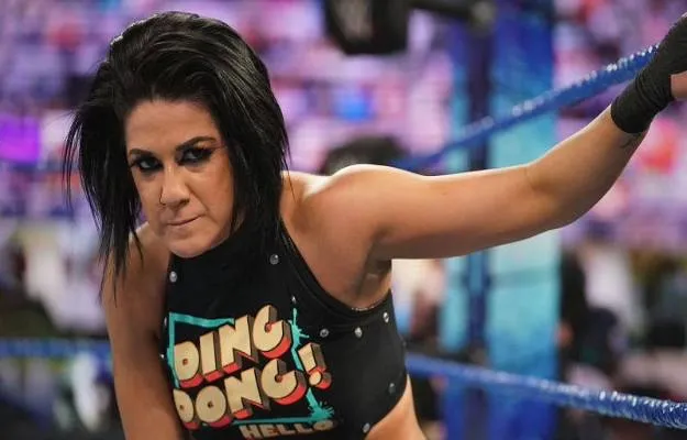 Bayley y Beth Phoenix discuten fuertemente en Twitter
