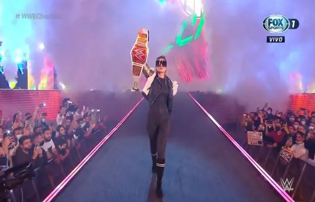 Becky Lynch Elimination Chamber