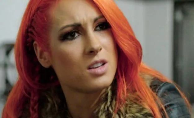Becky Lynch comenta sobre la participación de Charlotte en su mismo combate en SummerSlam Becky Lynch comenta sobre la participación de Charlotte en su mismo combate en SummerSlam