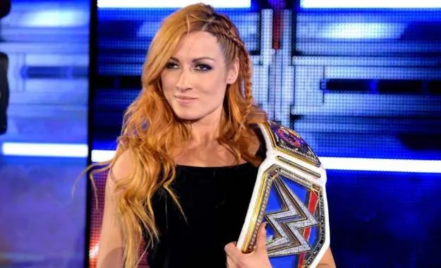 Becky Lynch comenta sobre los superstars LGBT en el wrestling Becky Lynch comenta sobre los superstars LGBT en el wrestling