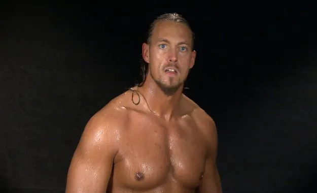 Big Cass dice que los fanáticos no deben escuchar la verdad de su despido de WWE