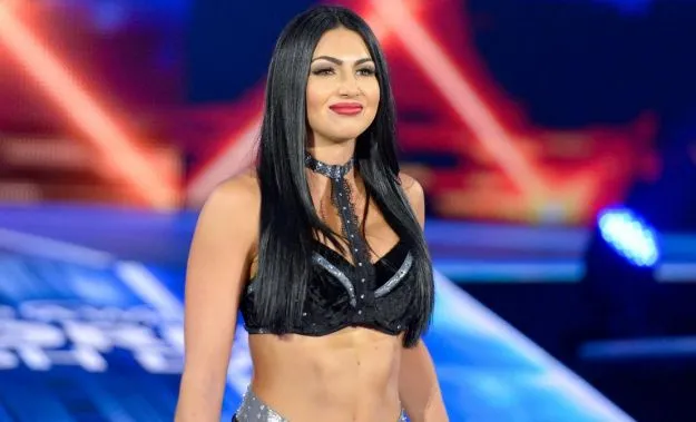 Billie Kay lesionada Billie Kay lesionada