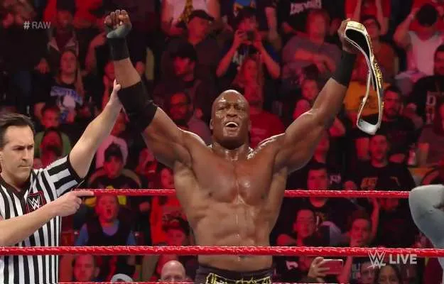 Bobby Lashley es el nuevo campeón Intercontinental
