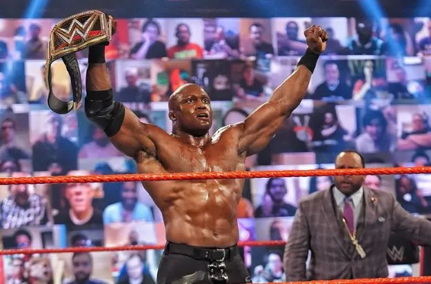 Bobby Lashley se pronuncia tras su victoria de anoche