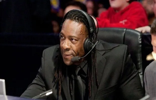 Booker T explica la posición que tiene Cody Rhodes en AEW