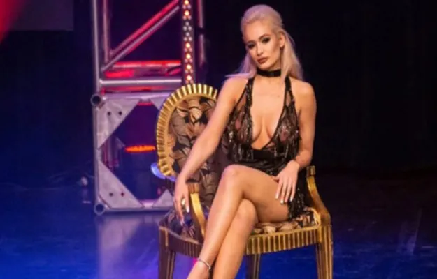Brandi comenta sobre la posibilidad de que Scarlett Bordeaux llegue a AEW Brandi comenta sobre la posibilidad de que Scarlett Bordeaux llegue a AEW