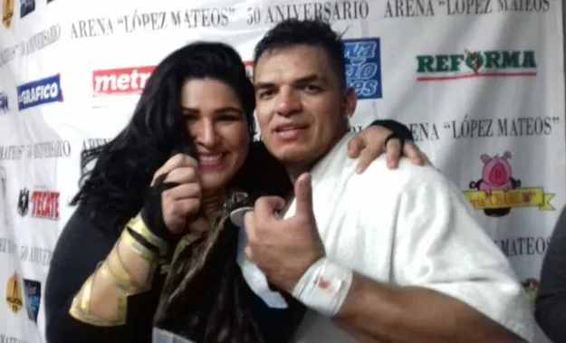 Brazo de Plata pierde la cabellera Brazo de Plata pierde la cabellera