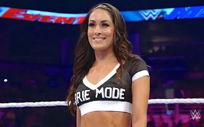 Brie Bella comienza a entrenar para volver a WWE WWE noticias Brie Bella