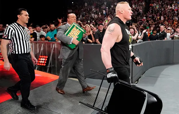Brock Lesnar canjea su maletín en Super ShowDown Brock Lesnar canjea su maletín en Super ShowDown