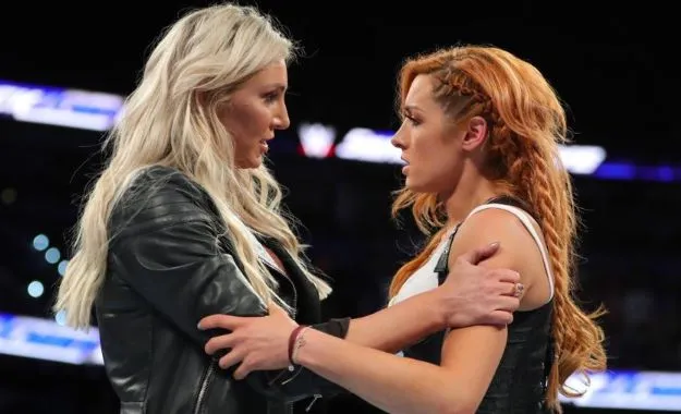 Charlotte Flair hace su regreso en WWE Smackdown Live WWE noticias Charlotte Flair