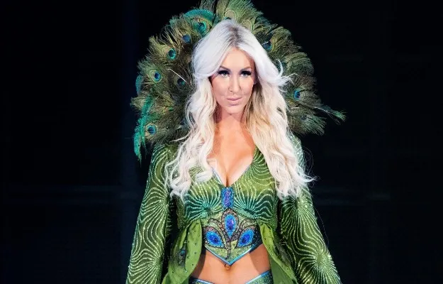 Charlotte Flair responde a las críticas Charlotte Flair responde a las críticas