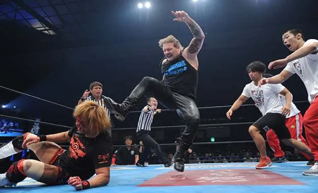 Chris Jericho y Tetsuya Naito tienen un brawl en la conferencia de prensa de Wrestle Kingdom 13 Chris Jericho y Tetsuya Naito tienen un brawl en la conferencia de prensa de Wrestle Kingdom 13