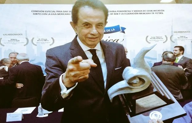 Fallece el Dr. Alfonso Morales una leyenda de la narración de Lucha Libre