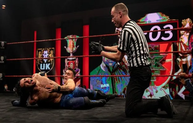 Clipboard (8) Resultados WWE NXT UK A Kid