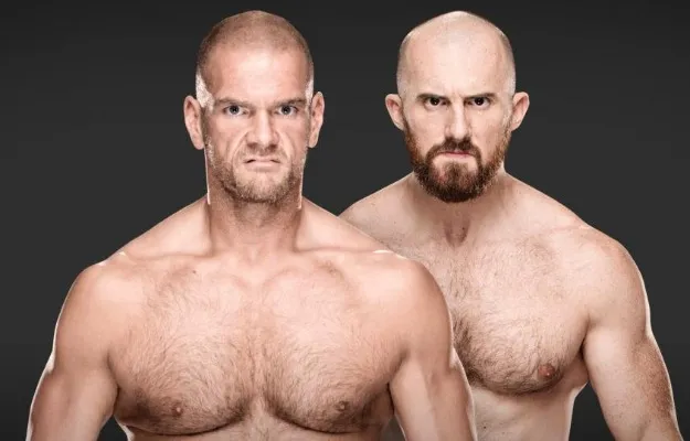 Danny Burch y Oney Lorcan