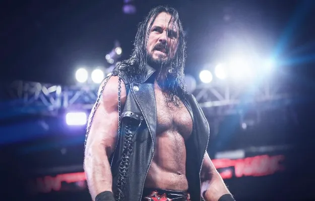 Drew McIntyre revela la lista de superestrellas que le gustaría ver en WWE RAW Drew McIntyre revela la lista de superestrellas que le gustaría ver en WWE RAW