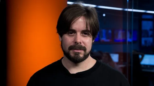 Dross habla sobre el caso Chris Benoit y su publicación en Wikipedia